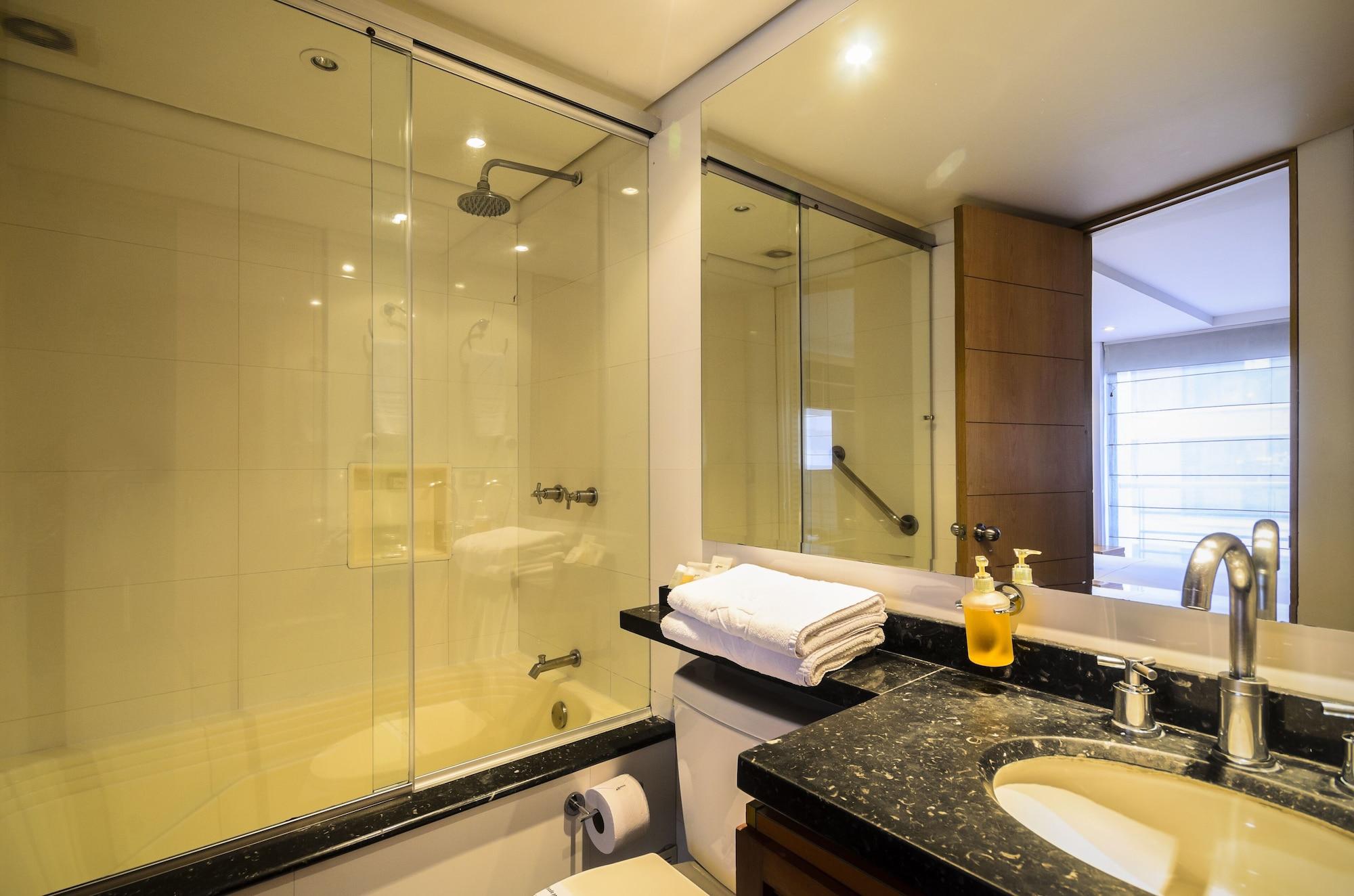 Travelers Obelisco Apartamentos Bogotá Zewnętrze zdjęcie