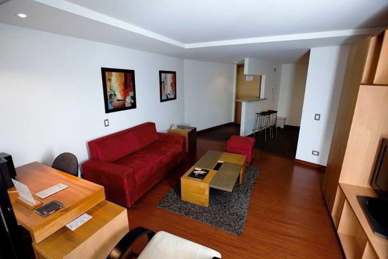 Travelers Obelisco Apartamentos Bogotá Zewnętrze zdjęcie