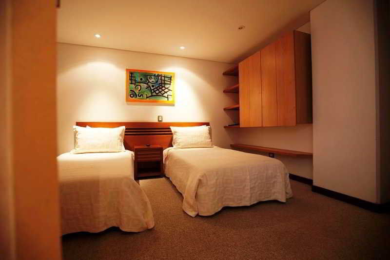 Travelers Obelisco Apartamentos Bogotá Zewnętrze zdjęcie